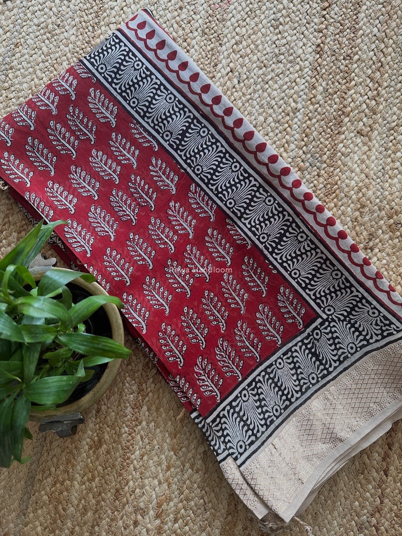 Maheshwari Maroon Bagh Print Small Border Saree MTBS115