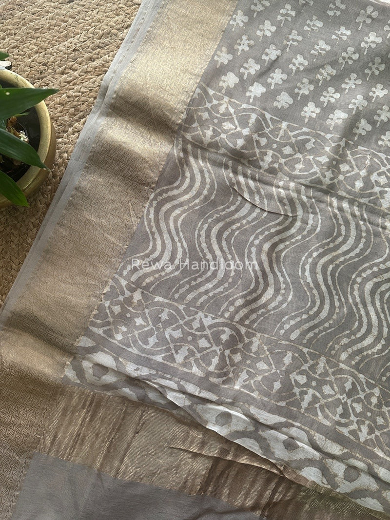 Grey Dabu Kashish Cotton Print Saree KD06