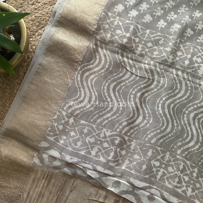 Grey Dabu Kashish Cotton Print Saree KD06