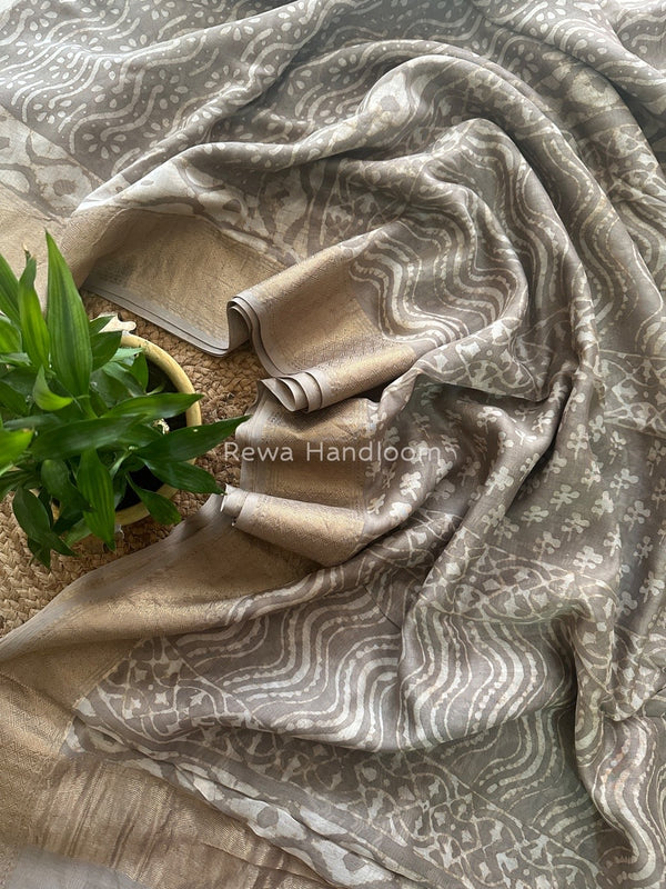 Grey Dabu Kashish Cotton Print Saree KD06