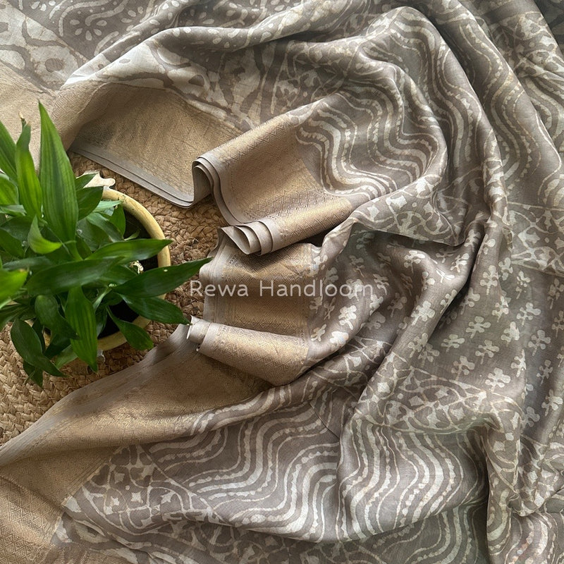 Grey Dabu Kashish Cotton Print Saree KD06