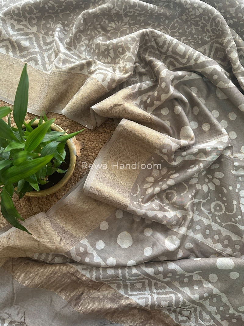 Grey Dabu Kashish Cotton Print Saree KD05