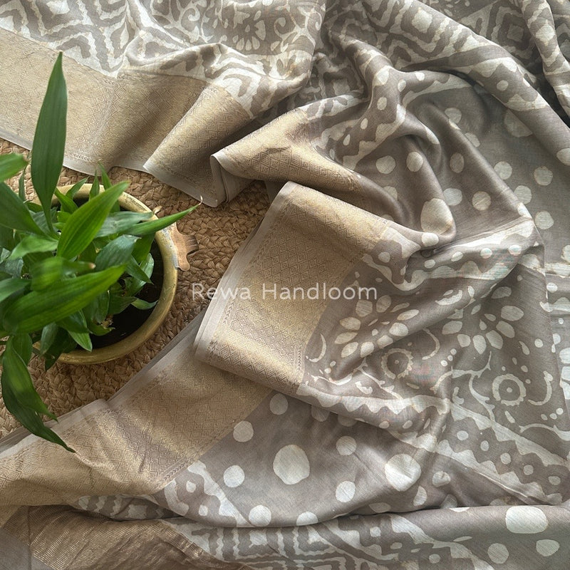 Grey Dabu Kashish Cotton Print Saree KD05
