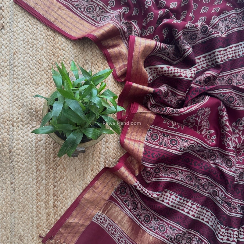 Maheshwari Wine Bagh Print Small Border Saree MTBS117