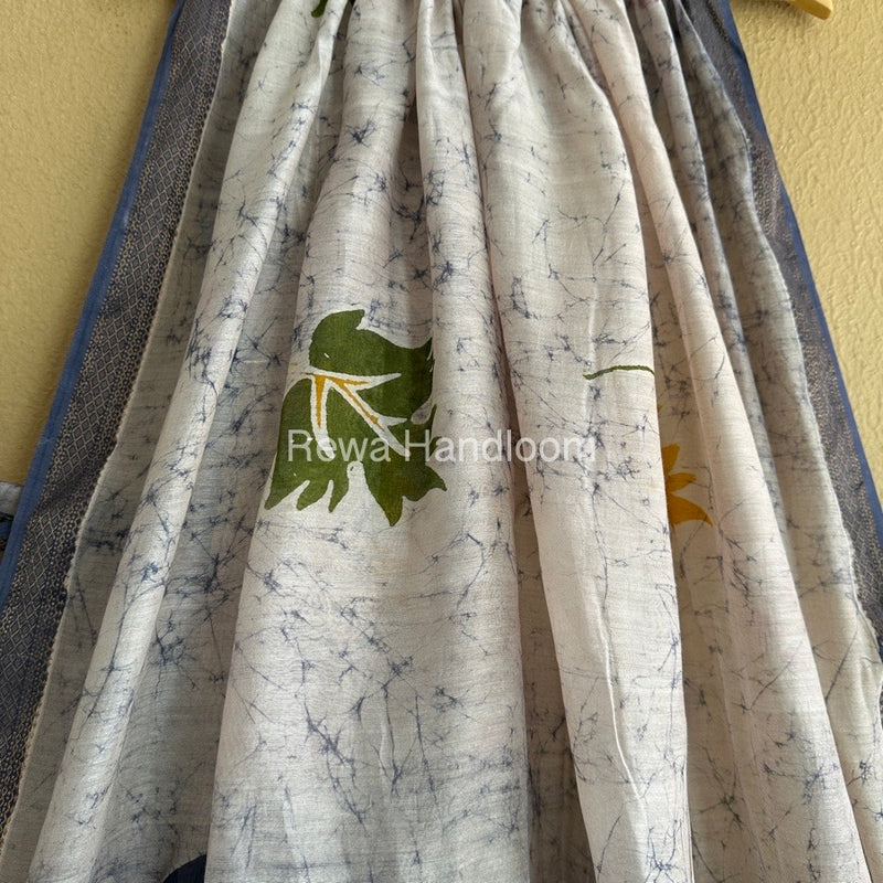 Maheshwari Grey Batik Indonesian Print Saree IBS059