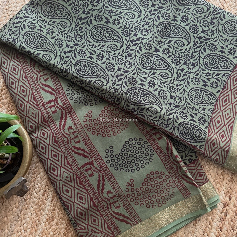 Maheshwari Bagh Print Small Border Saree 