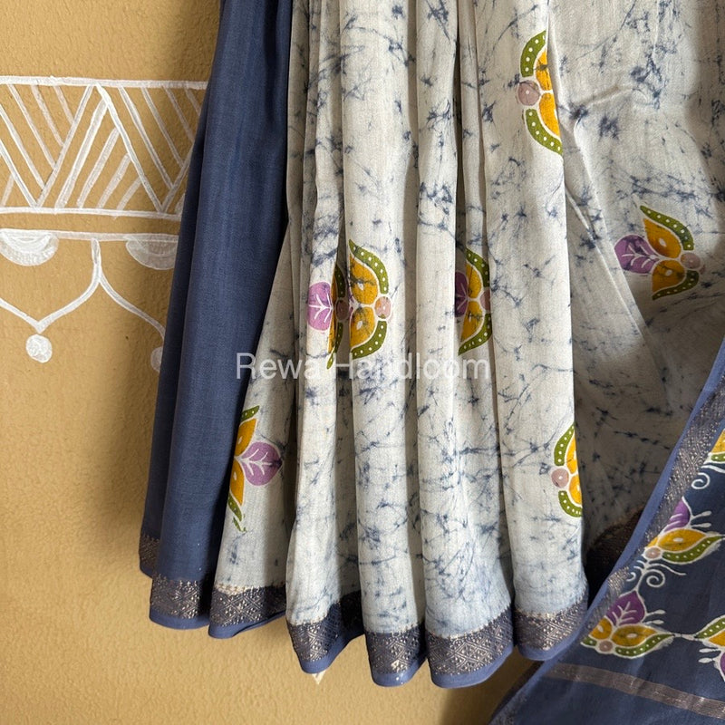 Maheshwari Grey Batik Indonesian Print Saree IBS032