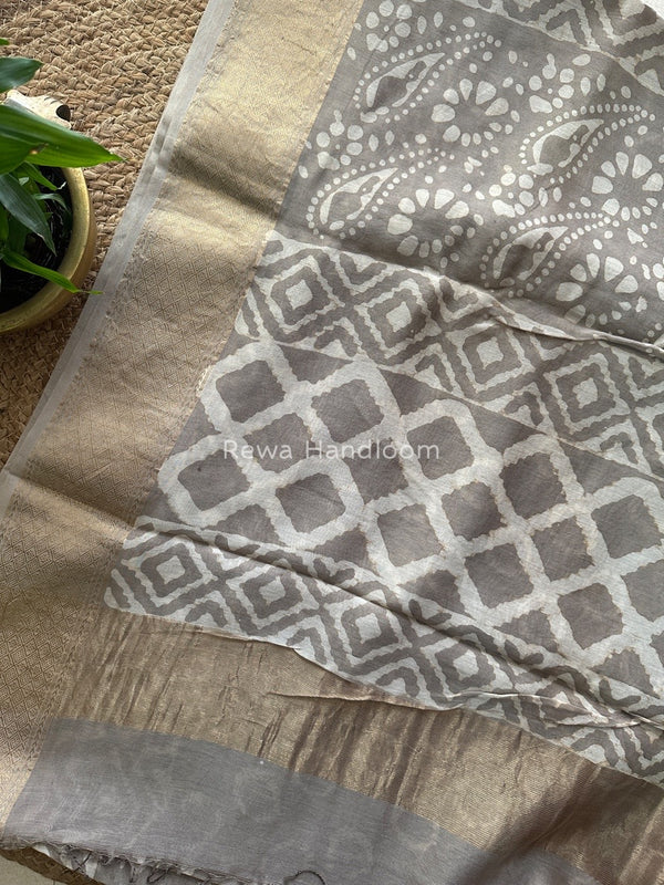 Grey Dabu Kashish Cotton Print Saree KD07