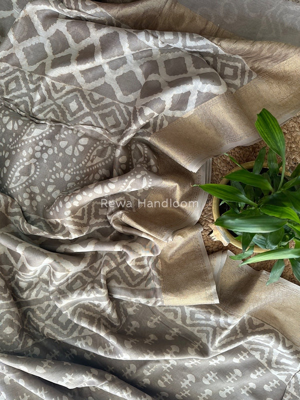 Grey Dabu Kashish Cotton Print Saree KD07
