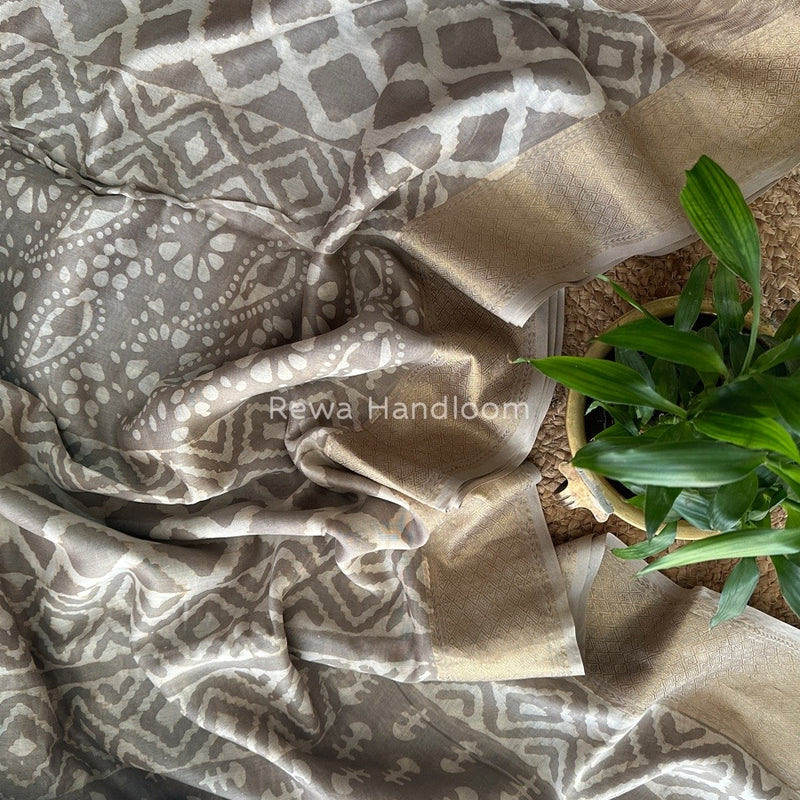 Grey Dabu Kashish Cotton Print Saree KD07