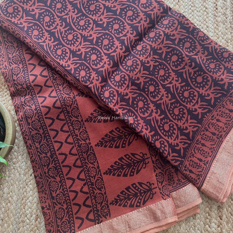 Maheshwari Bagh Print Small Border Saree