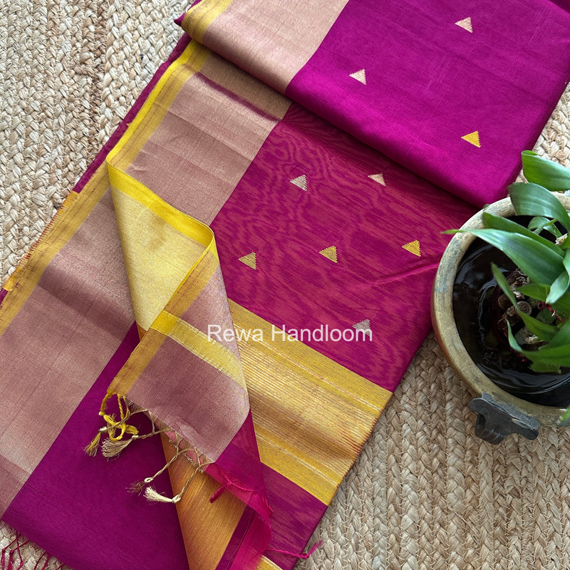  Triangle Butti Maheshwari Saree