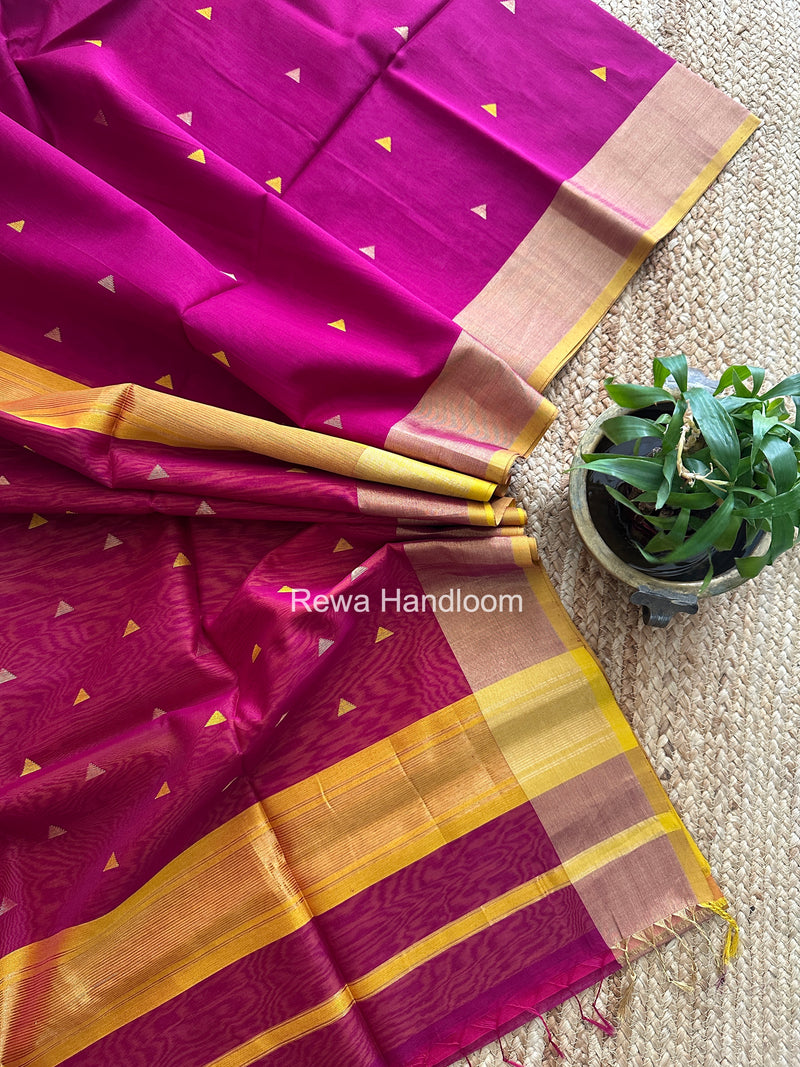 Magenta Triangle Butti Maheshwari Saree SB0185