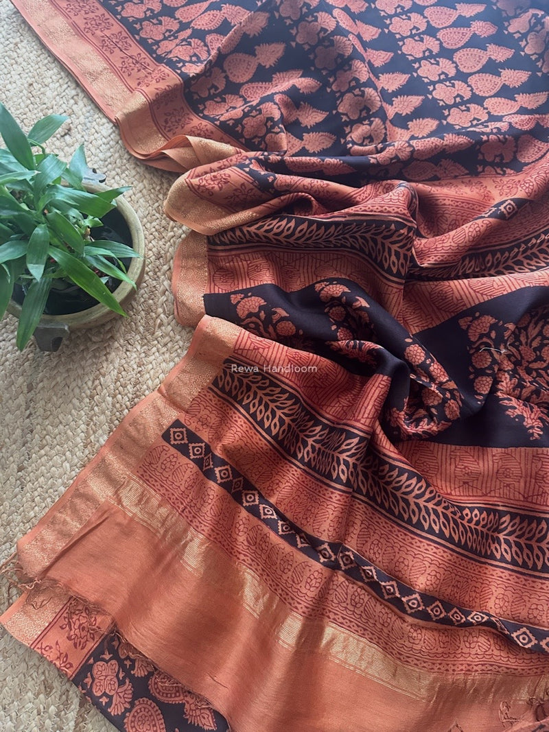 Maheshwari Black Bagh Print Small Border Saree MTBS122