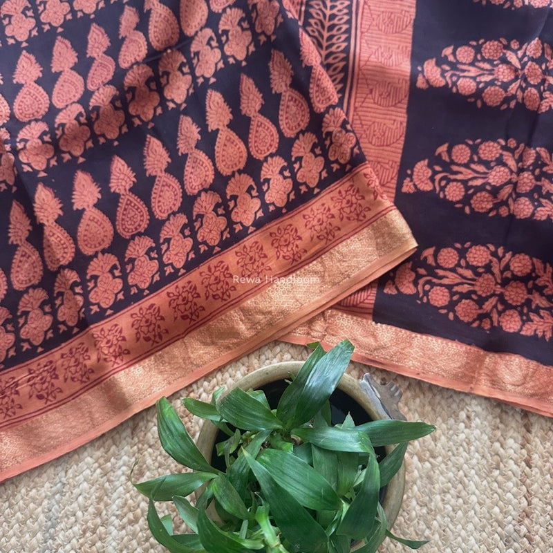 Maheshwari Bagh Print Small Border Saree