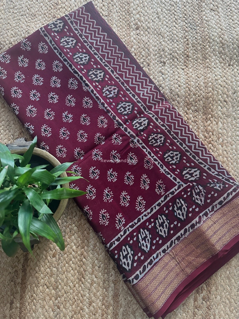 Maheshwari Wine Bagh Print Small Border Saree MTBS112
