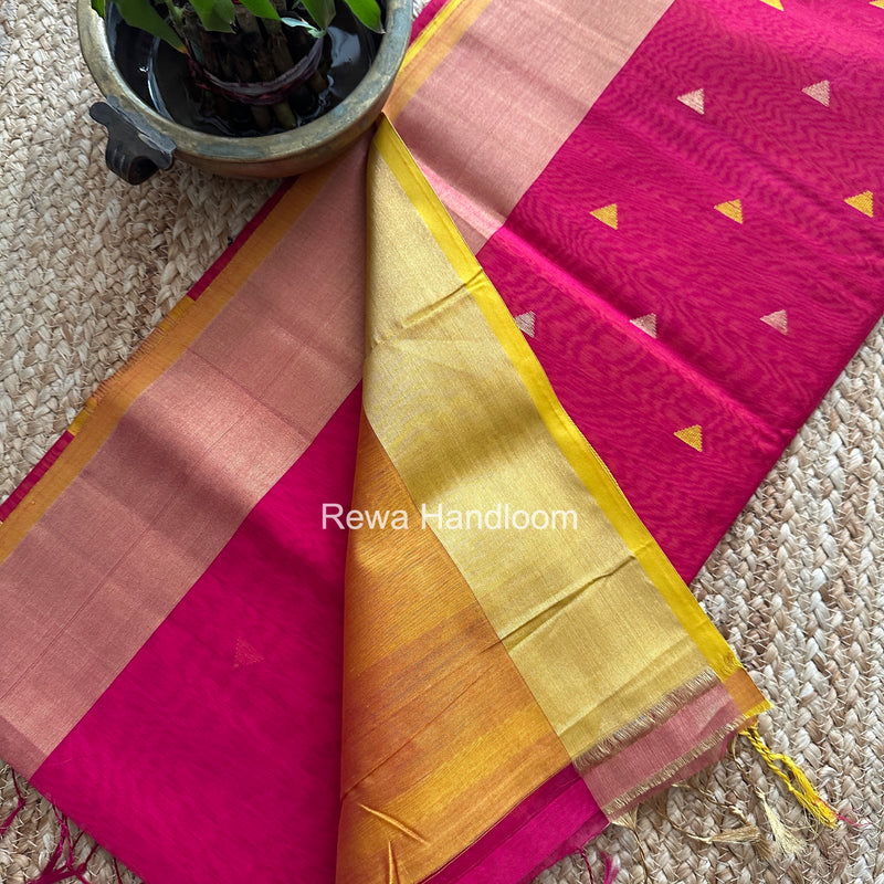 Rani Pink Triangle Butti Maheshwari Saree SB0193