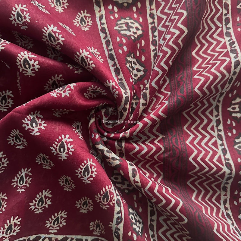 Maheshwari Wine Bagh Print Small Border Saree MTBS112