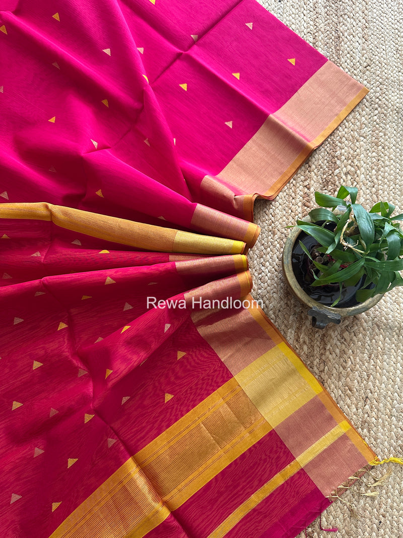 Rani Pink Triangle Butti Maheshwari Saree SB0193