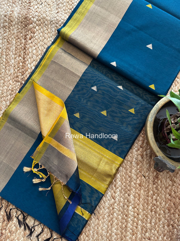  Triangle Butti Maheshwari Saree