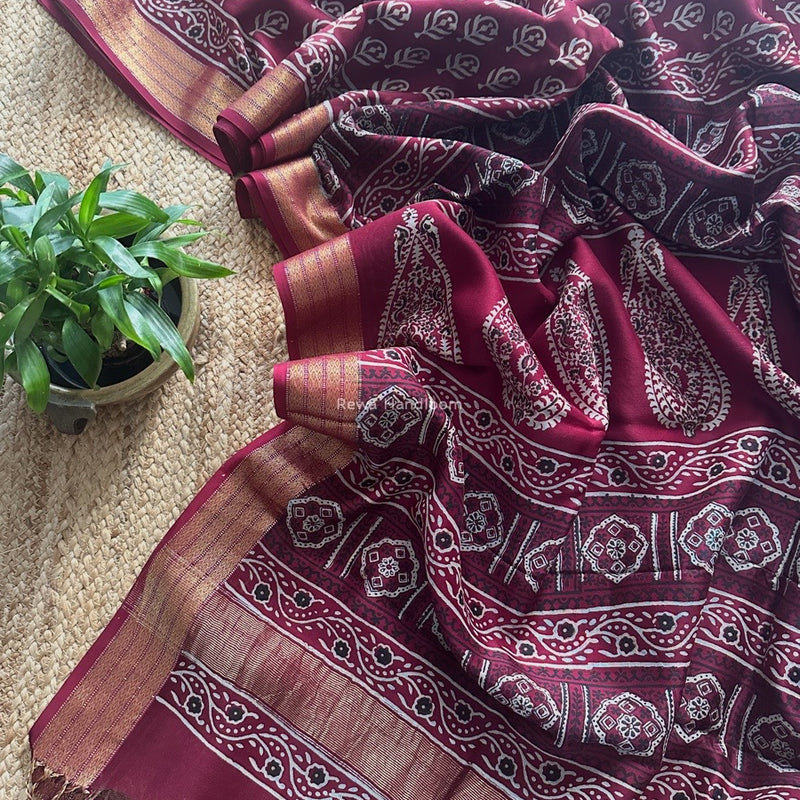 Maheshwari Wine Bagh Print Small Border Saree MTBS109