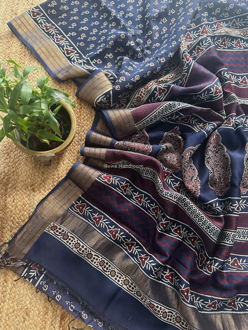 Maheshwari Blue Bagh Print Small Border Saree MTBS110