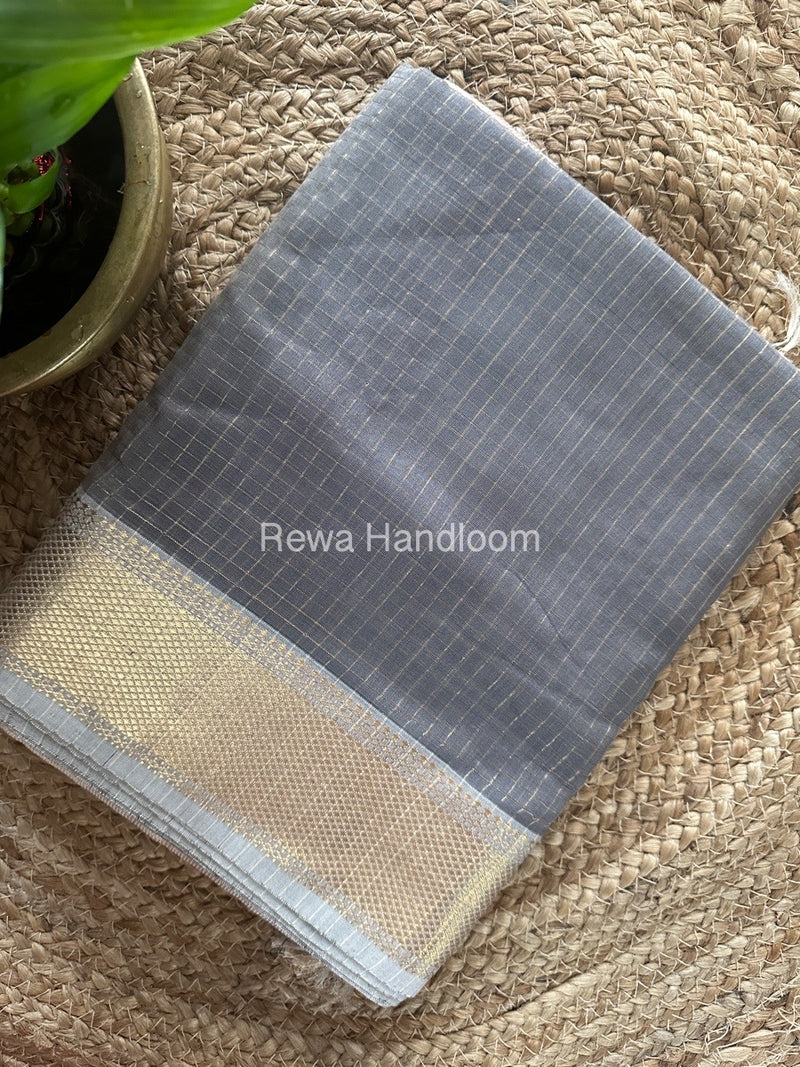 Maheshwari Grey Zari Checks Saree ZCHX258