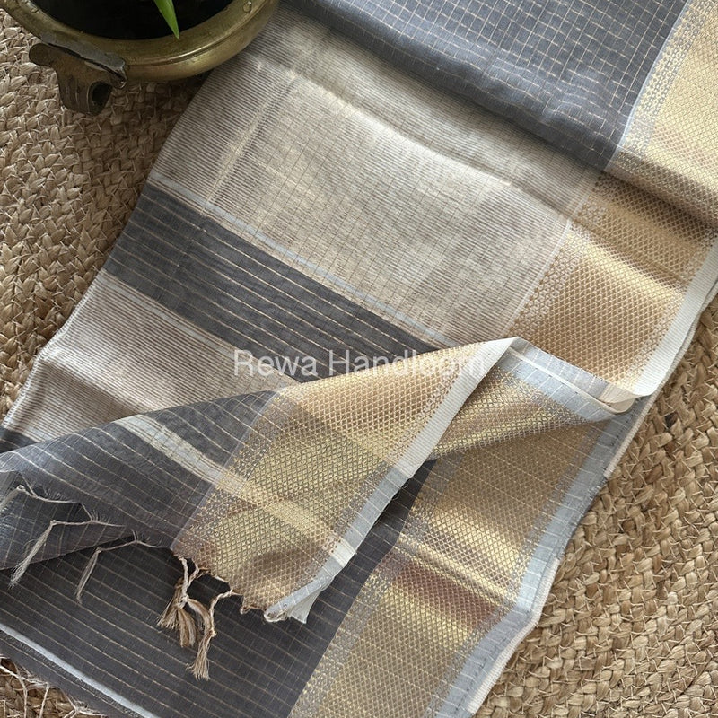 Maheshwari Zari Checks Saree