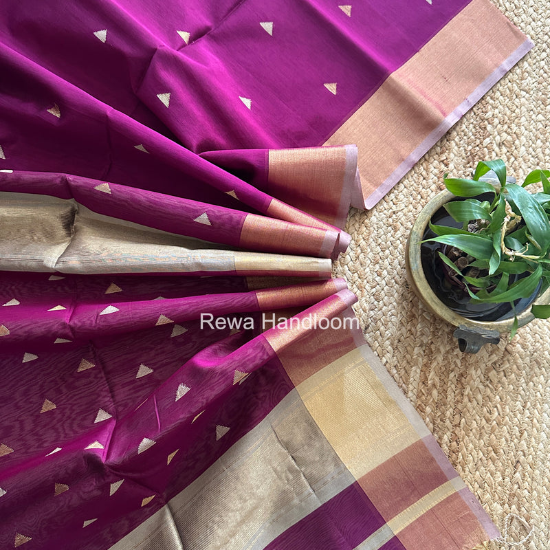 Magenta Triangle Butti Maheshwari Saree SB0190