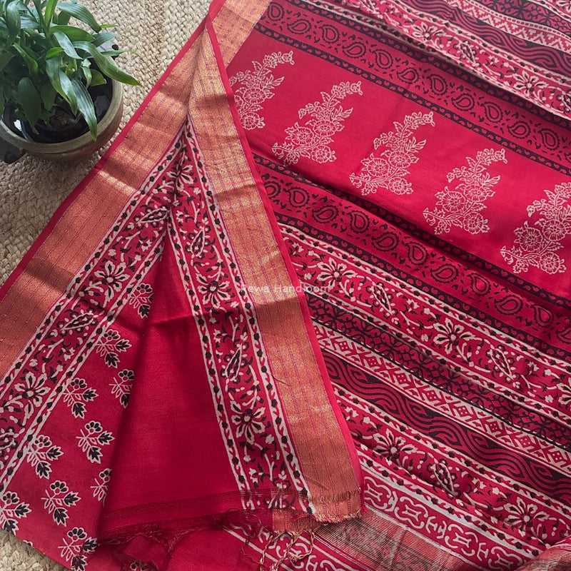 Maheshwari Red Bagh Print Small Border Saree MTBS111