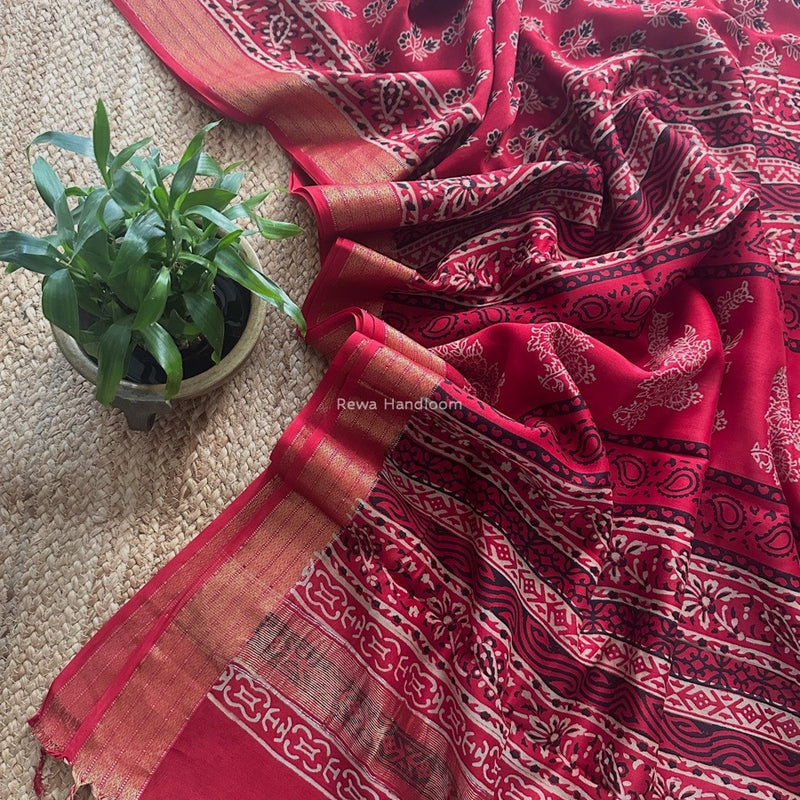 Maheshwari Red Bagh Print Small Border Saree MTBS111