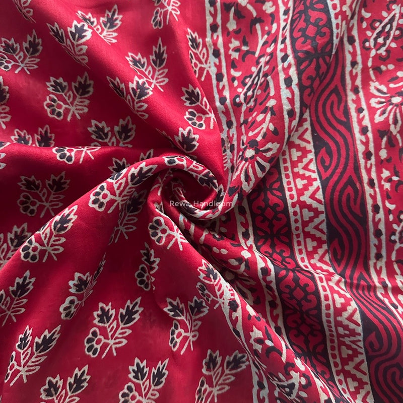 Maheshwari Red Bagh Print Small Border Saree MTBS111