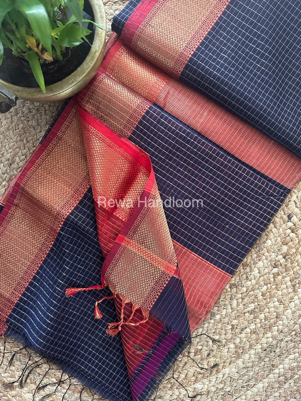 Maheshwari Zari Checks Saree 