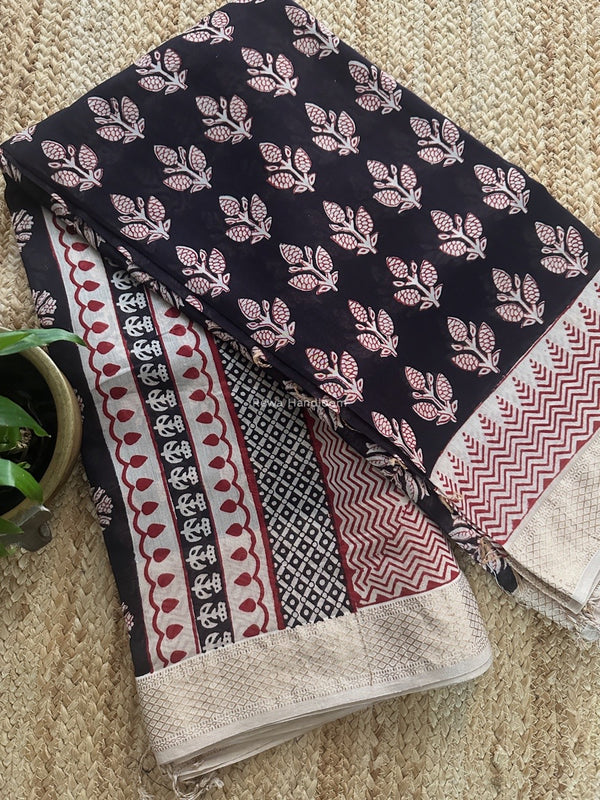 Maheshwari Bagh Print Small Border Saree