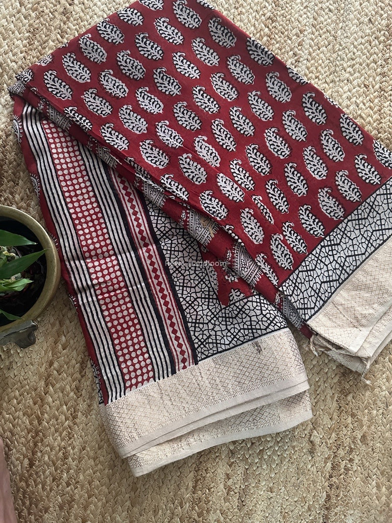 Maheshwari Bagh Print Small Border Saree