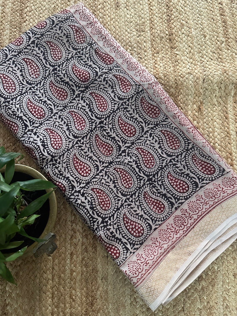 Maheshwari Beige Bagh Print Small Border Saree MTBS105