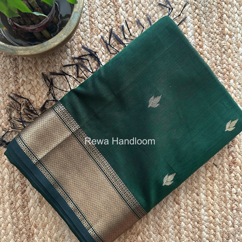 Green Butta Pallu Zari Border Saree Maheshwari Saree BTPS080