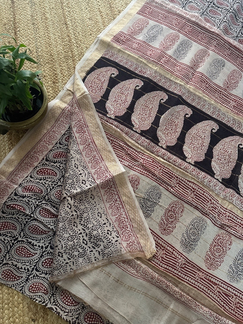 Maheshwari Beige Bagh Print Small Border Saree MTBS105