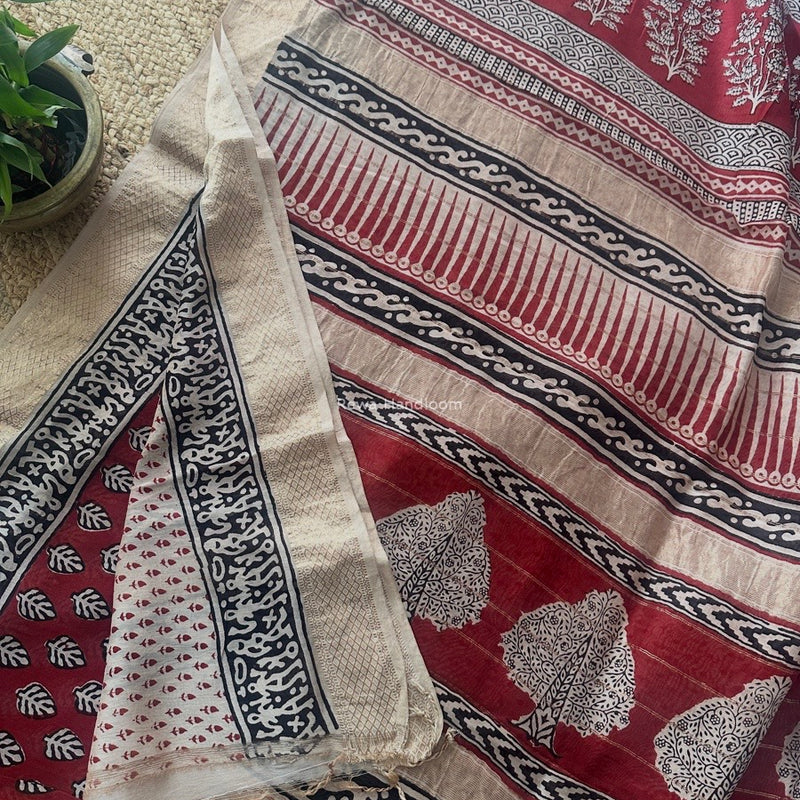 Maheshwari Red Bagh Print Small Border Saree MTBS124