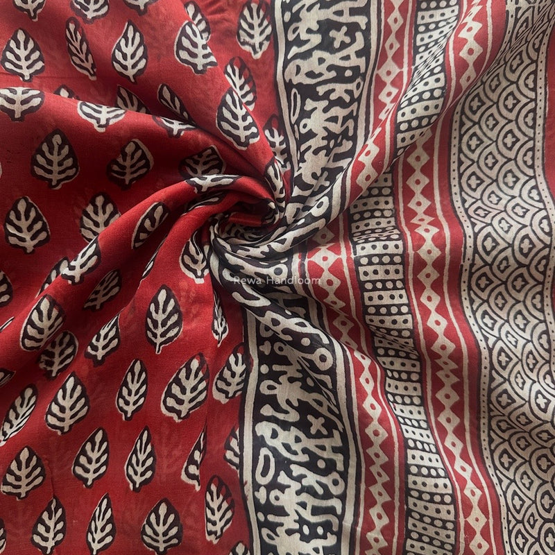 Maheshwari Red Bagh Print Small Border Saree MTBS124