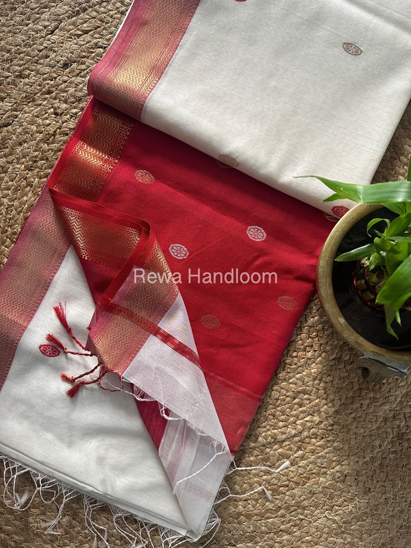 Maheshwari Zari Butti Saree