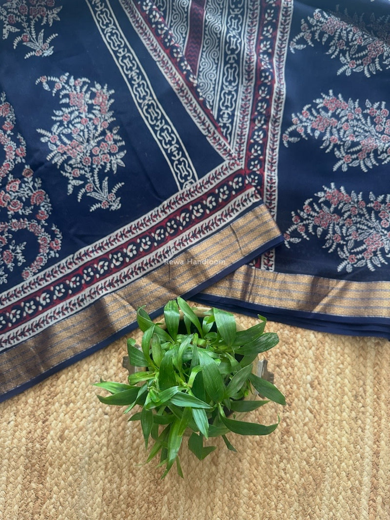 Maheshwari Navy Blue Bagh Print Small Border Saree MTBS127