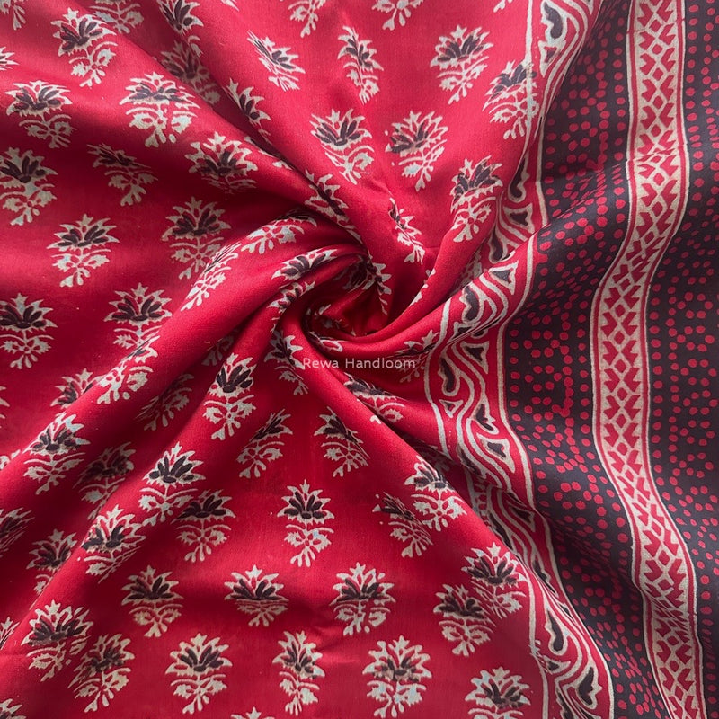 Maheshwari Red Bagh Print Small Border Saree MTBS126