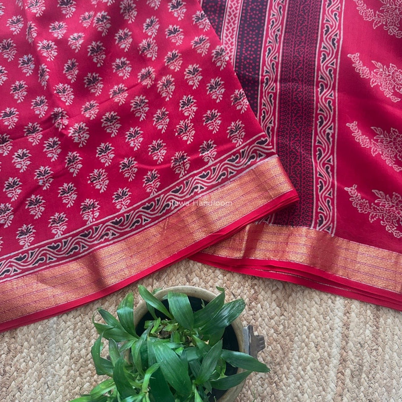 Maheshwari Red Bagh Print Small Border Saree MTBS126