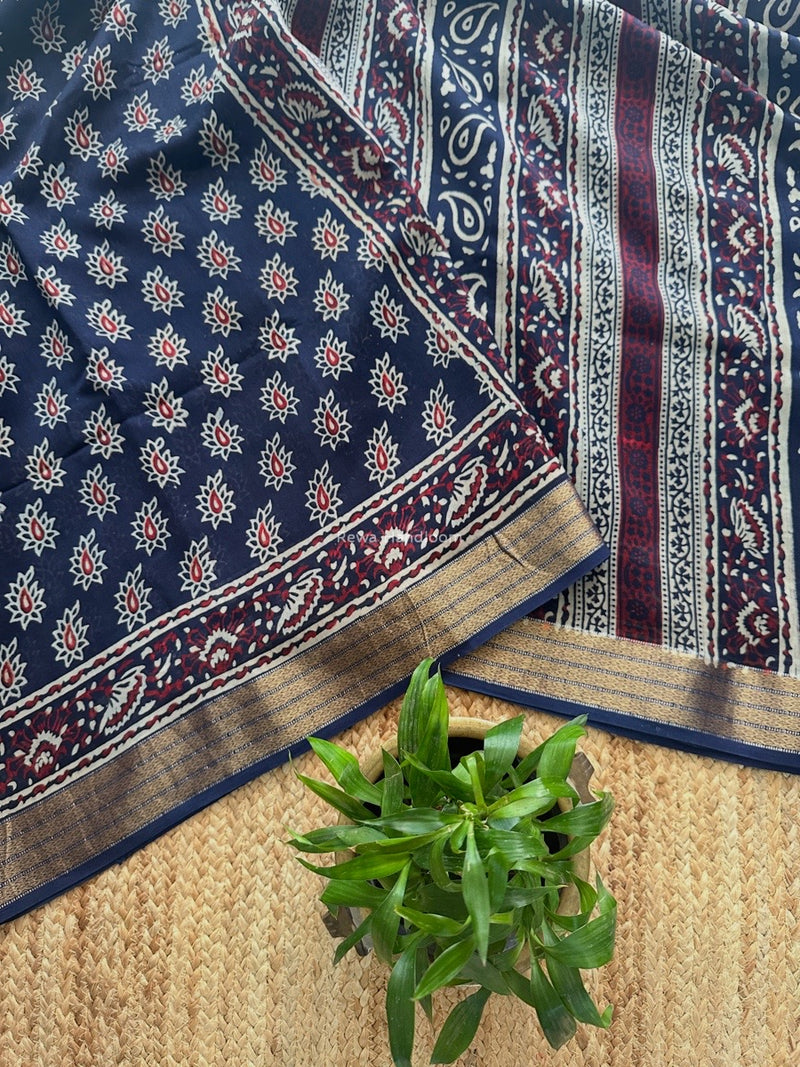 Maheshwari Navy Blue Bagh Print Small Border Saree MTBS125