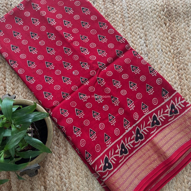 Maheshwari Red Bagh Print Small Border Saree MTBS128