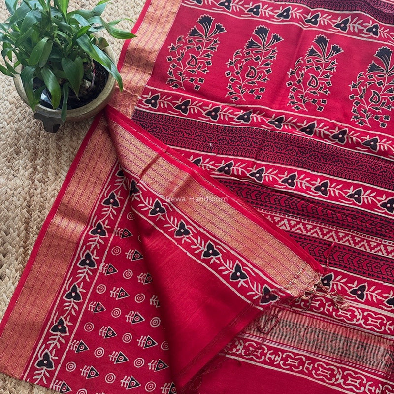 Maheshwari Red Bagh Print Small Border Saree MTBS128