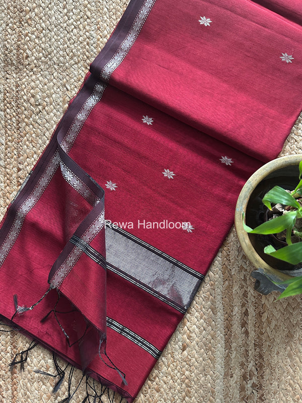 Maheshwari Silver Butti Saree