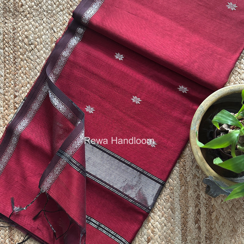 Maheshwari Silver Butti Saree