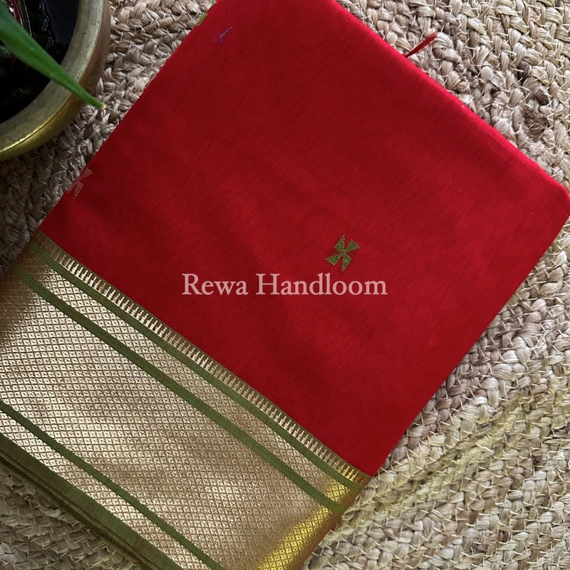 Maheshwari Red Zari Butti Saree SW023